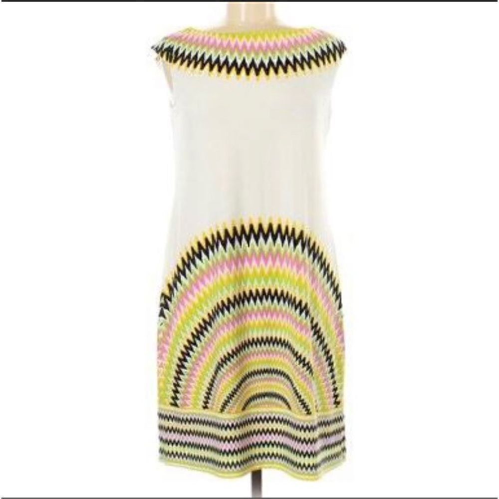 Cap Sleeve Sheath Dress. White with multicolor dopamine zigzag details, 2